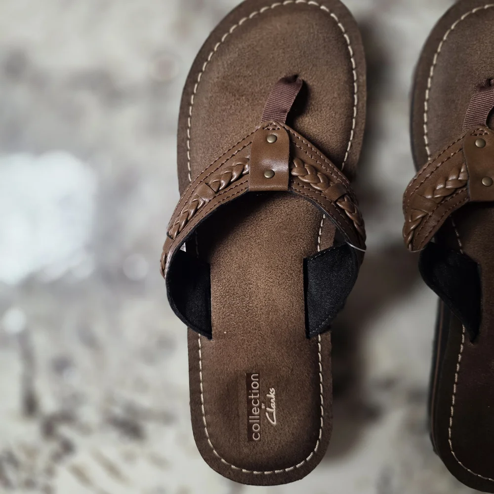 Clarks Womens Brown Size 8 Sandals -STILL AVAILABLE - Picture 3 of 7